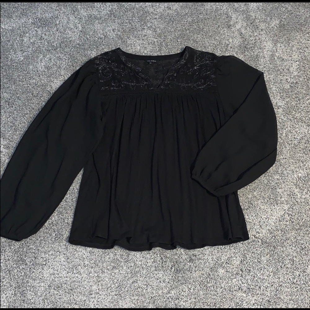 Lucky Brand peasant top with sheer sleeves